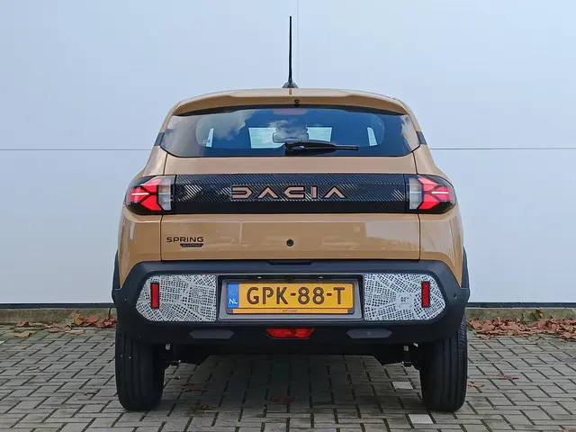 Dacia Spring Extreme 65 26.8 kWh 2024 Elektrisch 13