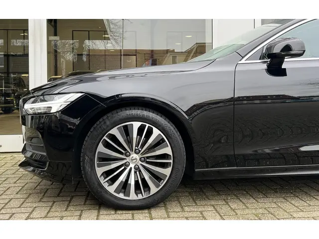 Volvo V90 2.0 T4 Momentum Pro 2020 Benzine 7