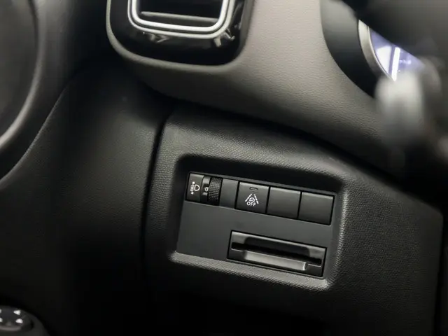 Citroën C5 Aircross 1.2 PureTech Sport 2019 Benzine 28