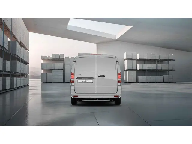 Mercedes-Benz eVito 112 L2 60 kWh 2025 Elektrisch 8