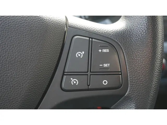 Hyundai i10 1.0i Go! Cruise | Clima | Navi | LMV 2015 Benzine 17