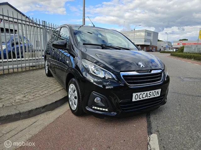 Peugeot 108 1.0 e-VTi Blue Lease Executive 2018 Benzine 6