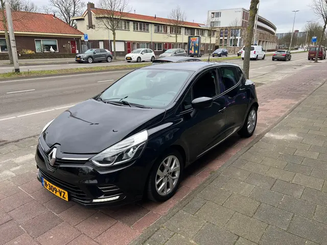 Renault Clio 1.2 TCe Intens automaat navi 2018 Benzine 3