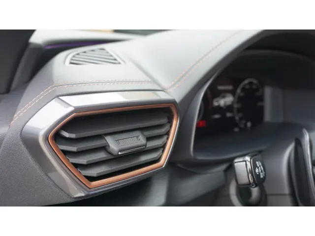 CUPRA Formentor 1.4 e-Hybrid 204pk 2021 Hybride Benzine 51