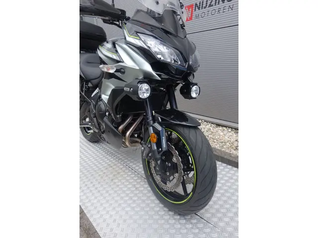 Kawasaki Versys 650 GRAND TOURER 2019 Benzine 6