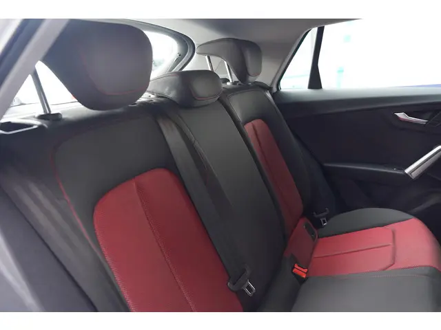 Audi Q2 35 TFSI epic 2020 Benzine 50