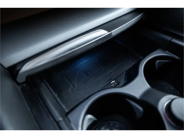 BMW 5 Serie Touring 530e 2021 Hybride Benzine 49