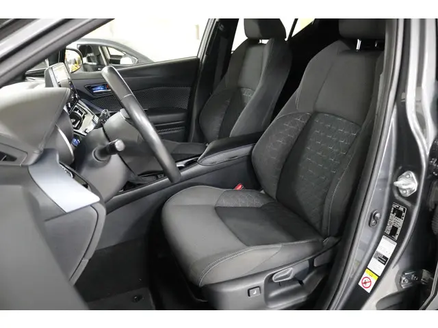 Toyota C-HR 2.0 Hybrid Bi-Tone 2020 Hybride Benzine 5