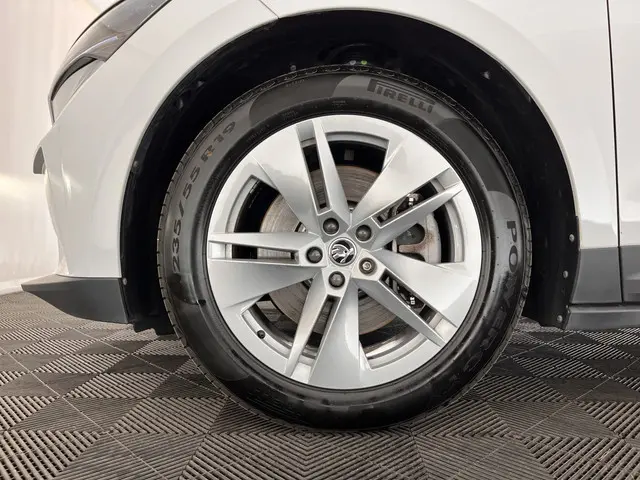 Škoda Enyaq iV 80 Comfort [ 3-Fase ] 2021 Elektrisch 32