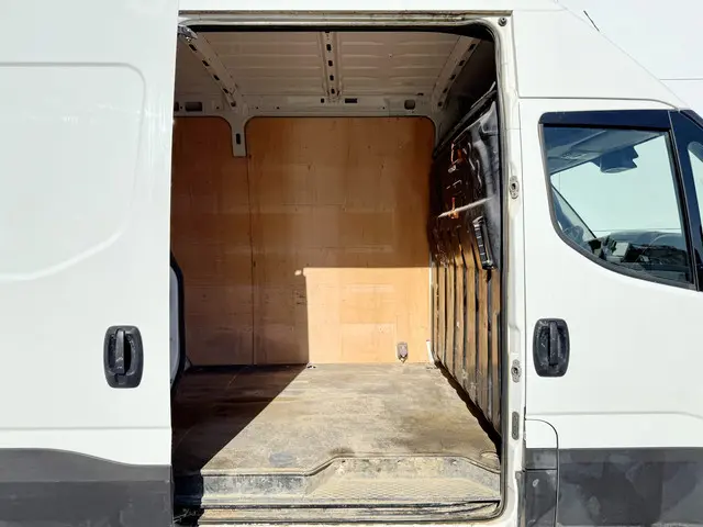 Iveco Daily 35S13 2017 Diesel 10