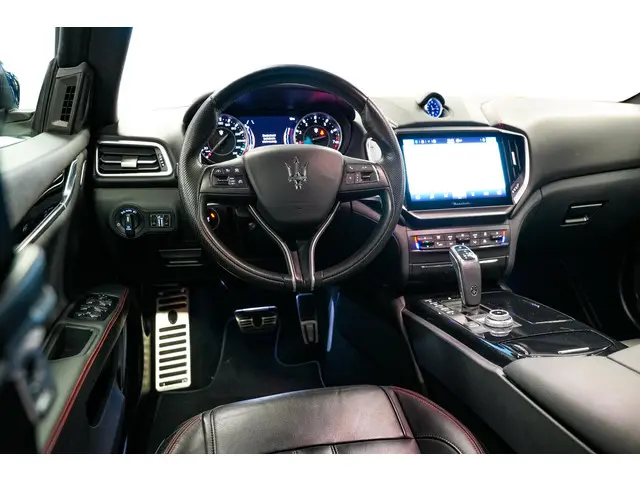 Maserati Ghibli 3.0 V6 S Q4 Ribelle 2021 Benzine 4