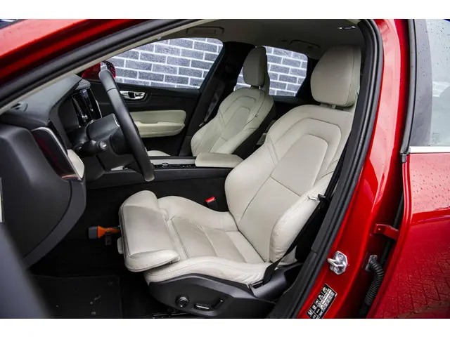 Volvo XC60 2.0 T5 Inscription 2018 Benzine 7