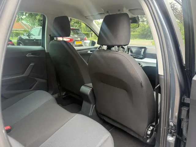 SEAT Arona 1.0 TSI FR 2023 Benzine 16