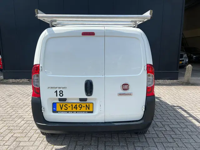 Fiat Fiorino 1.3MJ 2015 122dkm!/Nap/01-'27Apk/Btw 2015 Diesel 5