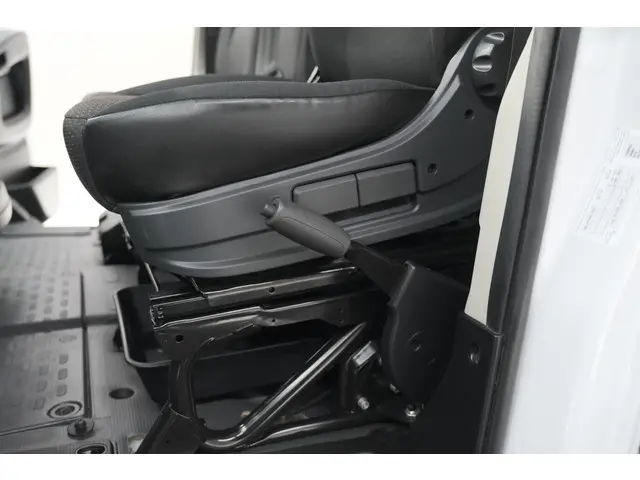 Citroën Jumper 2.2 BlueHDi 120 L2H2 3.0t 2023 Diesel 44