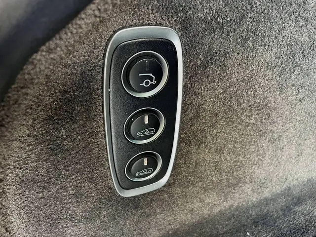 Aston Martin DBX 4.0 V8 707 2023 Benzine 48