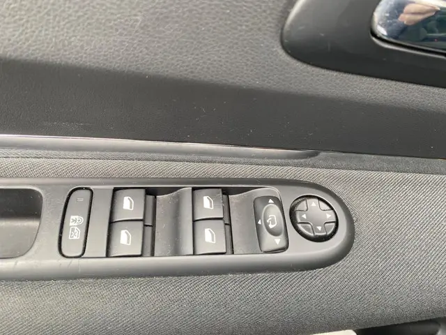 Peugeot 3008 1.6 VTi Style | Panoramadak | NAP 2014 Benzine 13