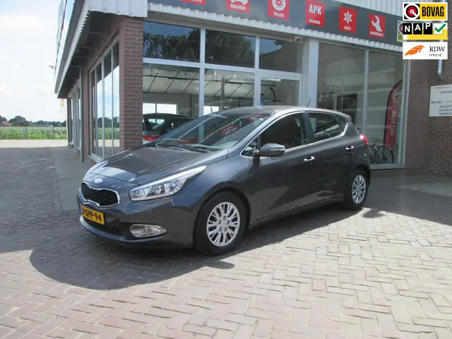 Kia cee'd 1.6 GDI 20th Anniversary 2013 Benzine