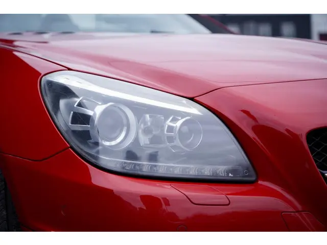 Mercedes-Benz SLK AMG 55 2012 Benzine 9