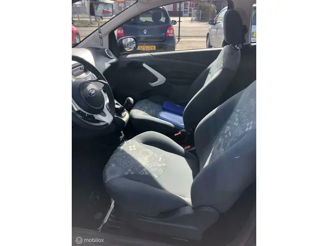 Ford Ka 1.2 Titanium Airco Ell Pak Lmv 2013 Benzine 12