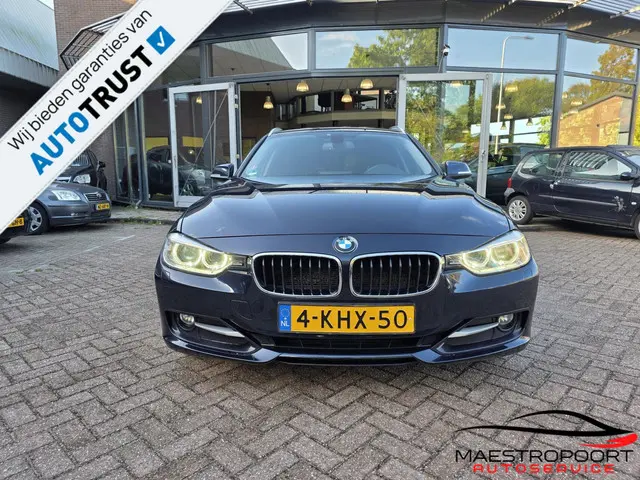 BMW 3 Serie Touring 316i Executive Sport 2013 Benzine 3