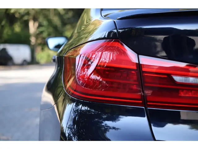 BMW 5 Serie M550i xDrive Executive 2018 Benzine 11