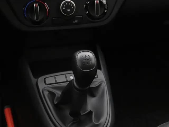 Hyundai i10 1.0 i-Drive NIEUW TYPE 2020 Benzine 16