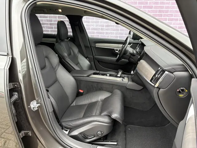 Volvo V90 Cross Country 2.0 B5 AWD Pro 2021 Benzine 5