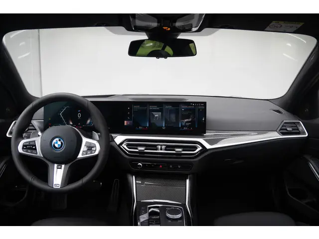 BMW 3 Serie Sedan 320e 2025 Hybride Benzine 9
