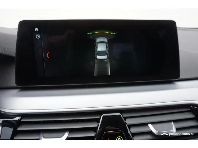 BMW 5 Serie 540i High Executive 2017 Benzine 23