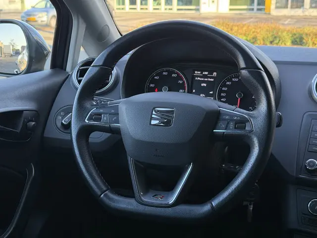 SEAT Ibiza 1.0 EcoTSI FR Connect 2015 Benzine 28