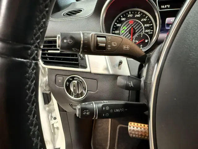 Mercedes-Benz GLE AMG 63 4MATIC 2016 Benzine 21
