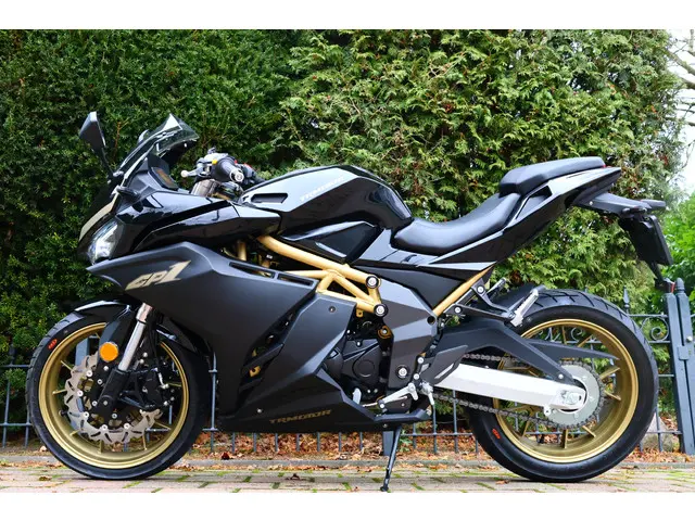 Yamaha YZF R125 TRMOTOR 125 GP-ONE [A1 A2] 2025 Benzine 4