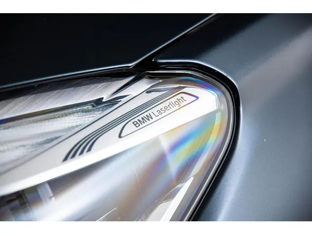 BMW 7 Serie 750i xDrive High Executive 2018 Benzine 46