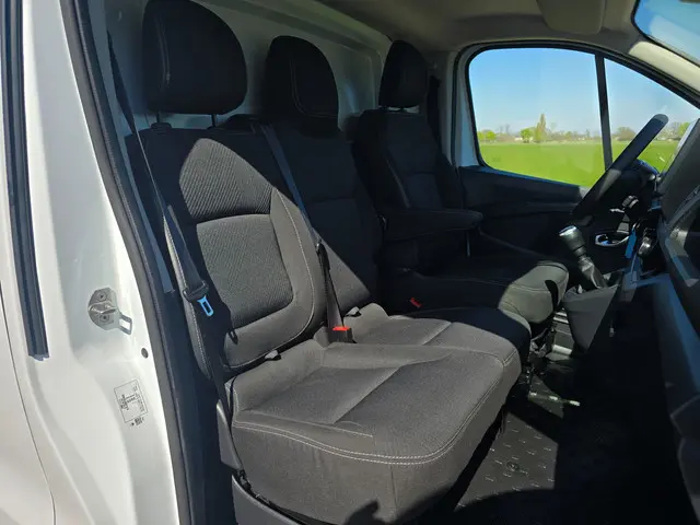 Renault Trafic 2.0 dCi 150 T29 L2 H2 Comfort 2022 Diesel 12