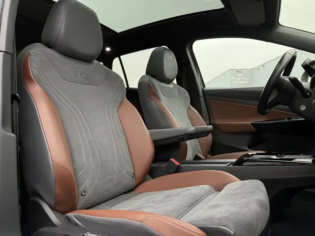 Volkswagen ID.4 First Max 77 kWh 2020 Elektrisch 13