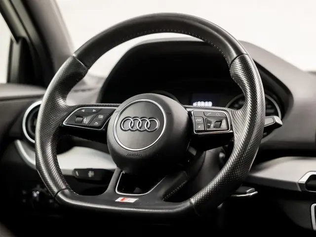 Audi Q2 1.4 TFSI S-Line Sport 2018 Benzine 19