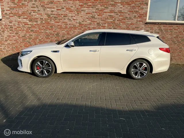 Kia Optima Sportswagon 2.0 T-GDi GT 2017 Benzine 2