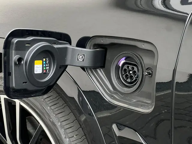 BMW X5 xDrive50e 2024 Hybride Benzine 35