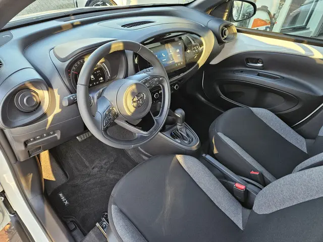 Toyota Aygo X 1.0 VVT-i S-CVT Play,Automaat 2025 Benzine 17