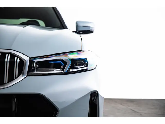 BMW 3 Serie 330e 2025 Hybride Benzine 29