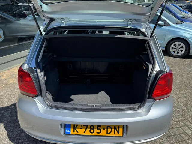 Volkswagen Polo 1.2 Easyline 2012 Benzine 14