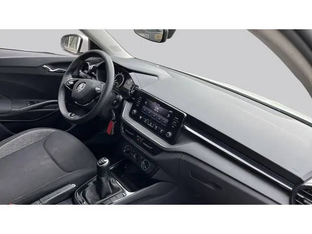 Škoda Fabia 1.0 TSI Active 2024 Benzine 12