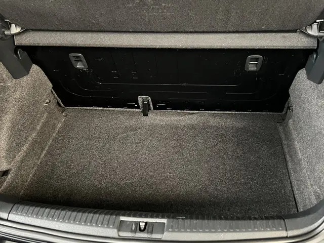 Volkswagen Polo 1.2 Easyline 2012 Benzine 22