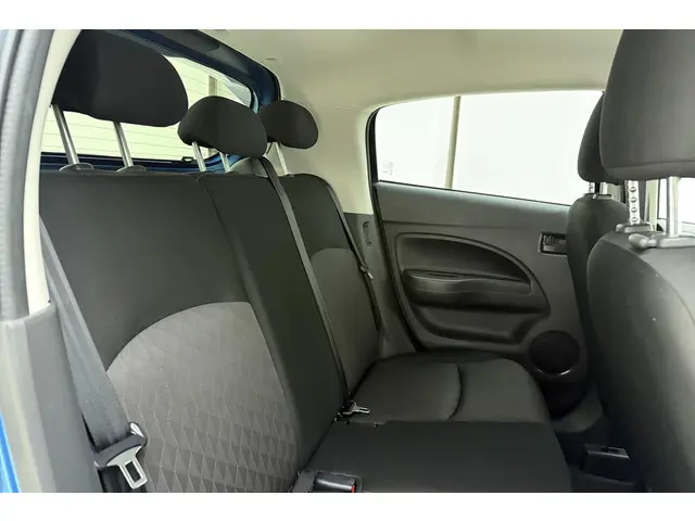 Mitsubishi Space Star 1.2 Intense 2021 Benzine 15