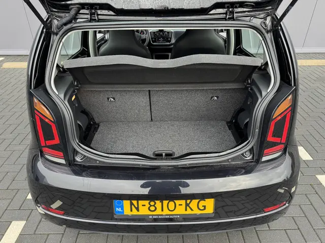 Volkswagen up! 1.0 2021 Benzine 16