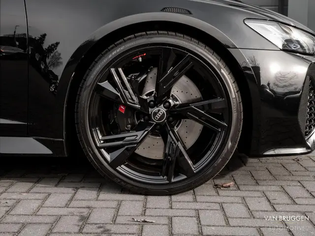 Audi RS6 Avant 4.0 TFSI quattro 2021 Benzine 21