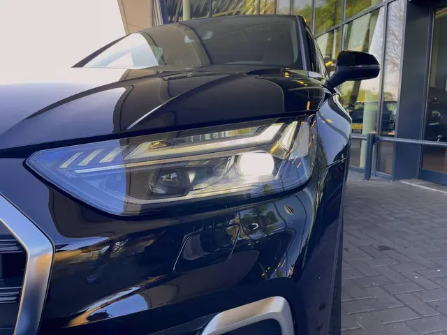 Audi Q5 40 TFSI S edition 2023 Hybride Benzine 11