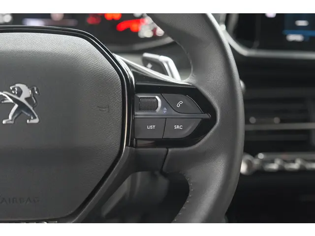 Peugeot 2008 PureTech 130 EAT8 Allure 2023 Benzine 35