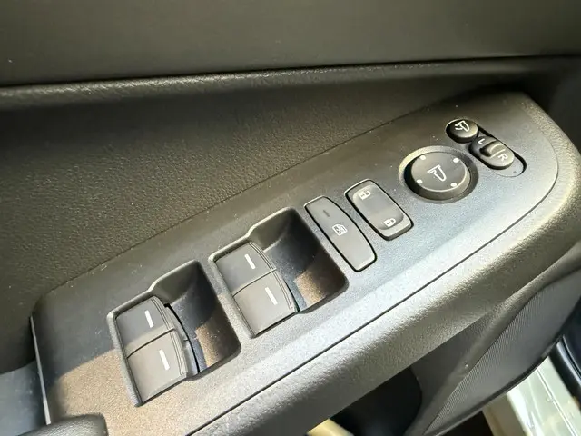 Honda HR-V 1.5 e:HEV Elegance 2024 Hybride Benzine 11